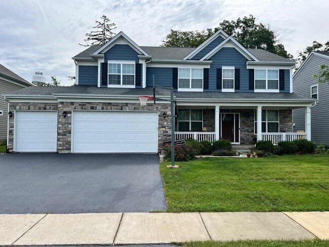 property at 5935 Oak Ridge Way