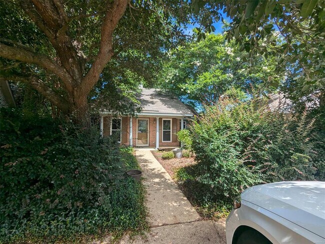 557 Forest Ridge Ct in Montgomery, AL - Building Photo - Building Photo