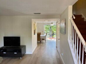 13472 Old Englishtown Rd in Wellington, FL - Building Photo - Building Photo