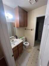 2303 W Creek Ln in College Station, TX - Building Photo - Building Photo