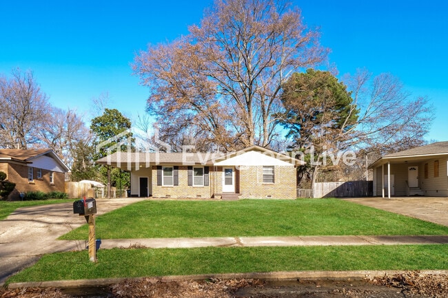 property at 3174 Beauchamp Dr