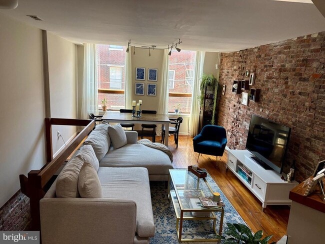 property at 725 Kater St