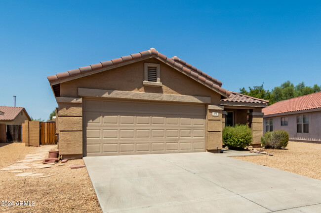 672 S Porter St in Gilbert, AZ - Building Photo - Building Photo