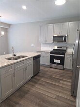 1038 Valley Rock Dr in Lithonia, GA - Building Photo - Building Photo