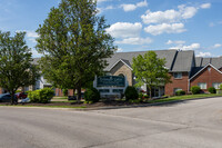 Erlanger Lakes Condos in Erlanger, KY - Foto de edificio - Building Photo