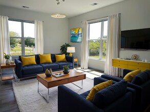 Point Gardens Apartments in Poynette, WI - Foto de edificio - Building Photo