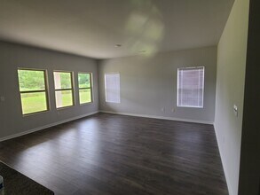 17007 Carriage Station Dr in Harvest, AL - Building Photo - Building Photo