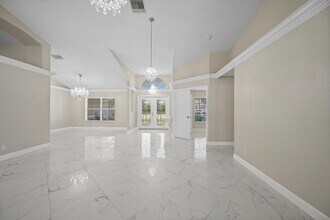 5450 NW South Crisona Ct in Port St. Lucie, FL - Building Photo - Building Photo