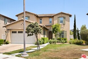 5929 Spelthorne Ln in Los Angeles, CA - Building Photo