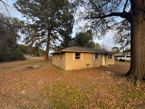 300 Belle Homme Dr in Lafayette, LA - Building Photo - Building Photo