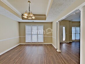 7474 Clipper Cove in Stone Mountain, GA - Foto de edificio - Building Photo