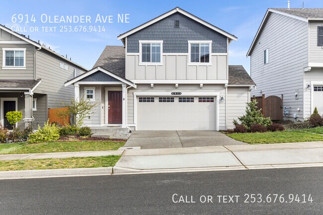 property at 6914 Oleander Ave NE