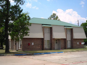 The Springs Apartments in Sulphur Springs, TX - Building Photo - Building Photo