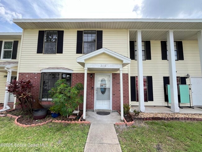property at 2116 Manor Dr NE