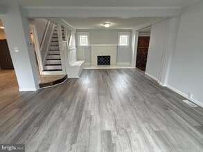 1036 S Spring Rd in Vineland, NJ - Building Photo - Building Photo