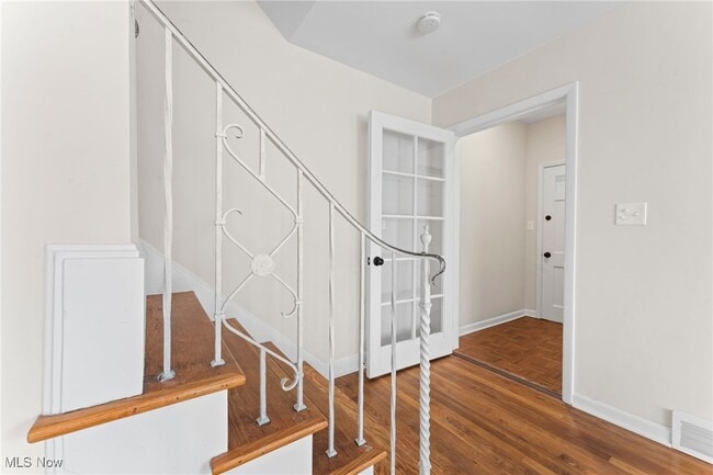 property at 14001 Shaker Blvd