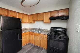10521 W 7th Pl in Denver, CO - Building Photo - Building Photo