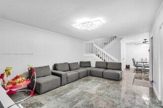 11903 SW 11th Ct in Davie, FL - Building Photo - Building Photo