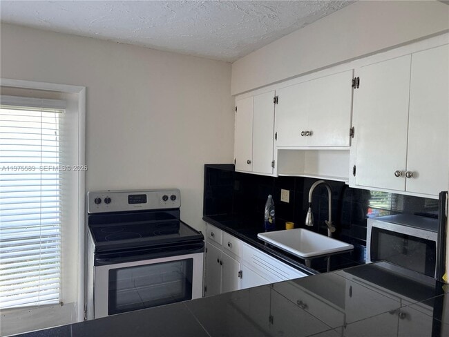 property at 816 NE 10th St