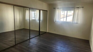 11271 Otsego St in North Hollywood, CA - Building Photo - Building Photo