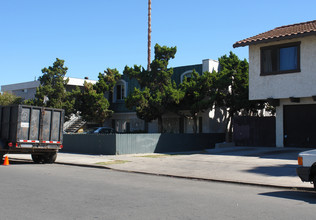 4137 Highland Ave in San Diego, CA - Building Photo - Building Photo