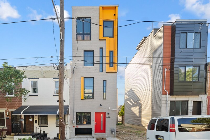 1852 N Marshall St in Philadelphia, PA - Building Photo