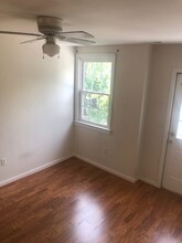 2111 Maplewood Ave, Unit D in Richmond, VA - Building Photo - Building Photo