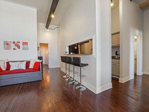 66 S Front St, Unit 21 in Memphis, TN - Building Photo - Building Photo