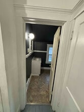 1310 S Jackson St in Jackson, MI - Building Photo - Building Photo