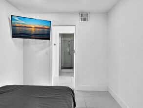 3725 S Ocean Dr, Unit 1507 in Hollywood, FL - Building Photo - Building Photo