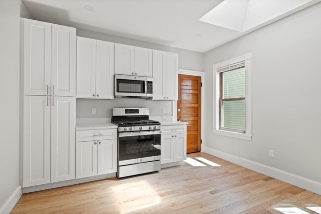 19 Taft St, Unit 1