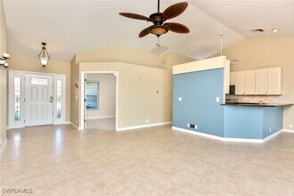 3563 Kent Dr in Naples, FL - Building Photo - Building Photo
