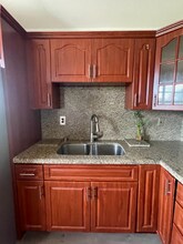 9908 Hammocks Blvd-Unit -B in Miami, FL - Building Photo - Building Photo