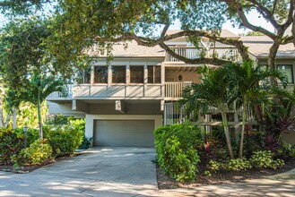 110 Amy Ann Ln in Vero Beach, FL - Building Photo - Building Photo