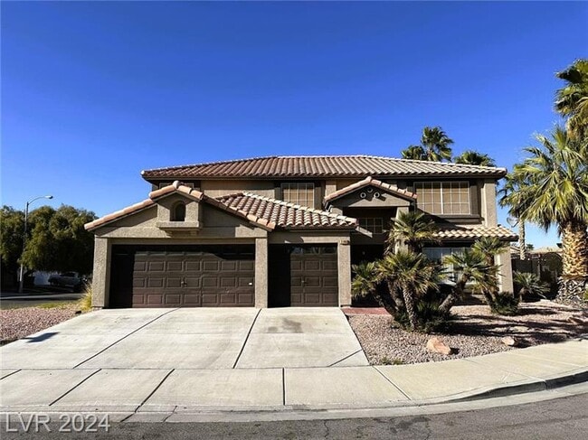 property at 2706 Chokecherry Ave