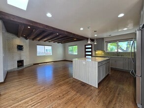 127 Sereno Dr in Santa Fe, NM - Building Photo - Building Photo
