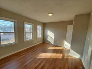 3841 Roberts St in Kansas City, MO - Building Photo - Building Photo