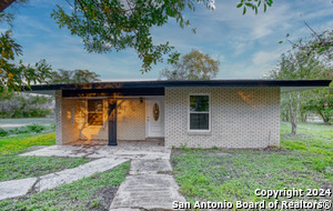 5632 Wexford Dr in Kirby, TX - Foto de edificio - Building Photo