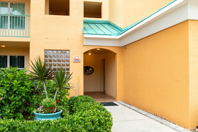 Harbor Towers at Burnt Store Marina in Punta Gorda, FL - Building Photo - Building Photo