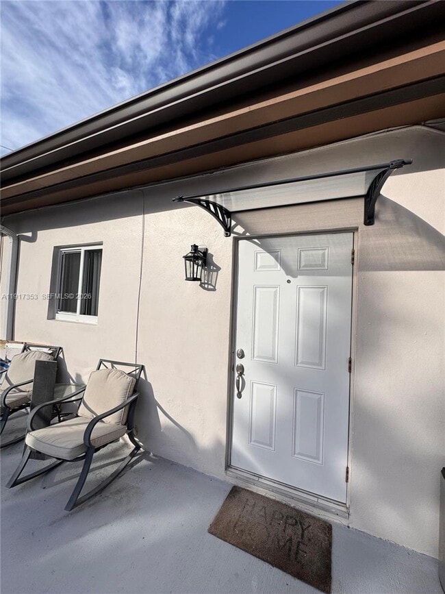 1540 NE 118th St in Miami, FL - Building Photo - Building Photo