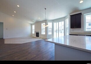 3507 W 2600 N in Eagle Mountain, UT - Building Photo - Building Photo