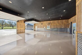 100 Cross Trail in Spicewood, TX - Building Photo - Building Photo