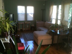 4215 Mildred Ave, Unit Front Detached House in Los Angeles, CA - Building Photo - Building Photo