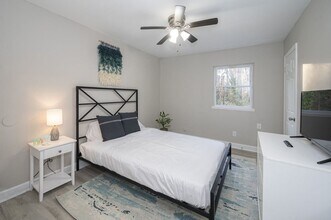 2248 S Roxboro St in Durham, NC - Building Photo - Building Photo