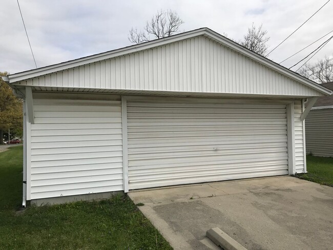 2602 Lynn Ave in Fort Wayne, IN - Building Photo - Building Photo