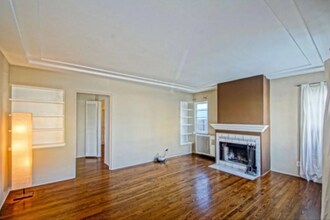 136 2nd St in Hermosa Beach, CA - Building Photo - Building Photo