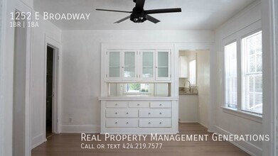 1252 E Broadway in Long Beach, CA - Building Photo - Building Photo