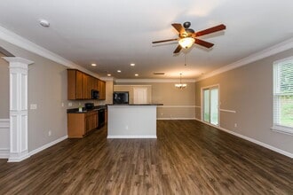 4855 Belmar Pl Rd in Charlotte, NC - Foto de edificio - Building Photo