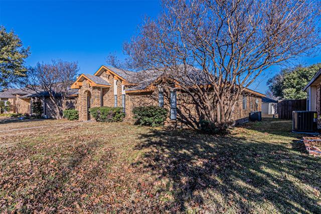 2606 Hollow Bend in Mesquite, TX - Building Photo - Building Photo