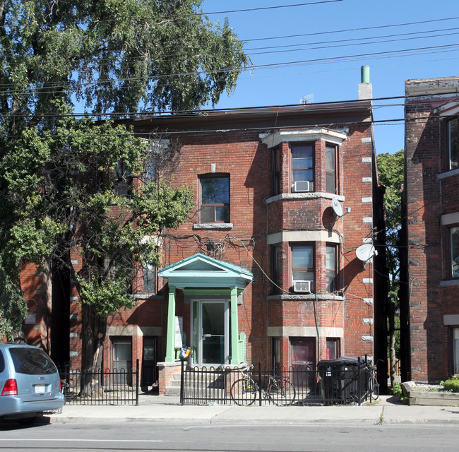 291 Ossington Ave in Toronto, ON - Building Photo - Primary Photo